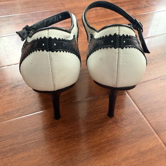 VTG Via Spiga Peep Toe Mary Jane’s Black White Ankle Strap Size 7M - Picture 4 of 13